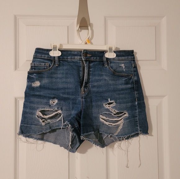 Old Navy Jean Shorts - Picture 1 of 3